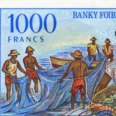 1000 франков 1994 года - Мадагаскар (Pick 76) UNC