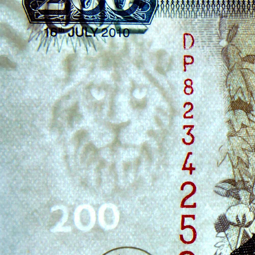 200 шиллингов 2010 года - Кения (Pick 49) UNC
