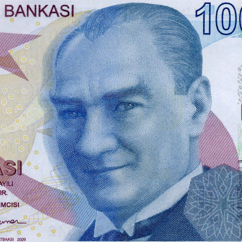 100 лир 2022 года - Турция (Pick 226) UNC