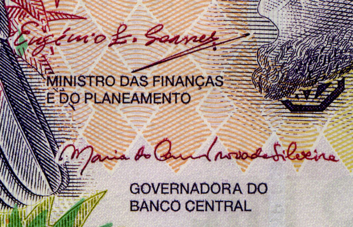5000 добр 2004 года - Сан-Томе и Принсипи (Pick 65.b) UNC