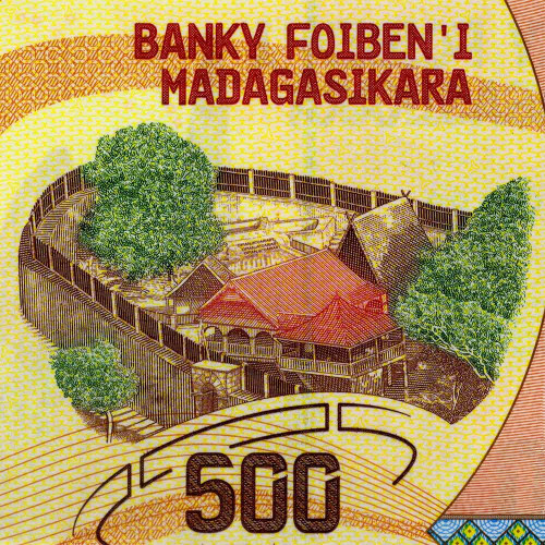 500 ариари 2017 года - Мадагаскар (Pick 99.3) UNC
